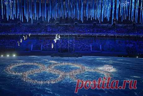 ВЕДОМОСТИ - ФОТО - Закрытие Олимпиады в Сочи - снимок 26