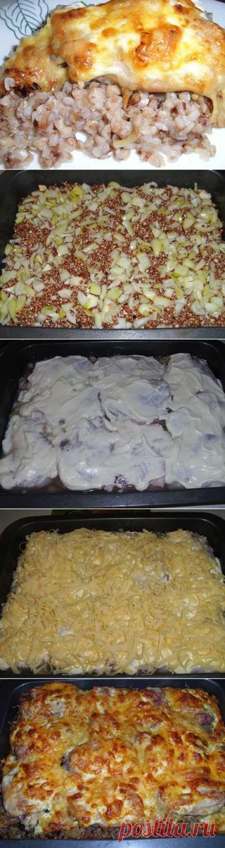 Курица с гречкой, запеченная в духовке под сырной корочкой