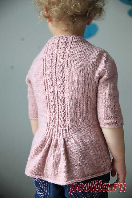 Ravelry: Fleur Bleue pattern by Christelle Nihoul