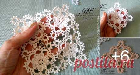 Sencillo Motivo a Crochet con Flor ⋆ Manualidades Y DIY Hola amiga, si te gusta este sencillo motivo a crochet con flor, puedes mirar el patrón, abajo, para tejerlo. És muy fácil! Puedes unir los motivos para qué resulte algo delicado. Esto motivo con  diseño de flor especial puedes usarlo para tejer caminos … Ler mais... →