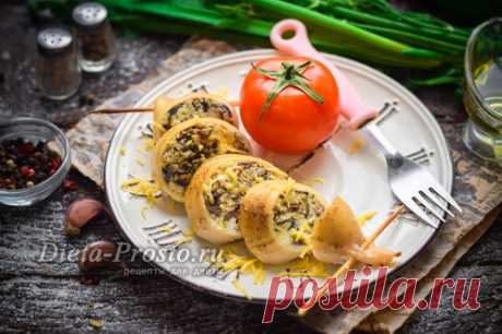 Фаршированные кальмары с грибами, сыром и яйцом