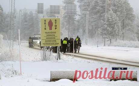 Евросоюз перебросит к границе Финляндии с Россией силы Frontex. Европейское агентство пограничной и береговой охраны Frontex направит усиление на финскую границу — 50 офицеров погранслужбы и патрульные автомобили. Прибытие первой группы работников ожидается 29 ноября
