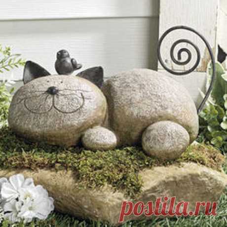 Stone-Look Cat Statue - FindGift.com