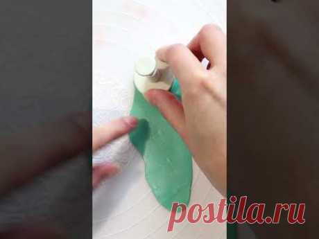 Polymer clay rose leaves |Sculpt leaves for jewelry (flower tiaras) |Clay leaves tutorial #Shorts