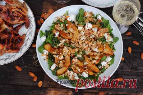 Салат з карамелізованими грушами та сиром Фета | Picantecooking