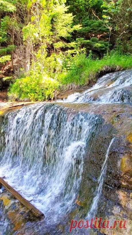 PHOTOS! (See the 3 dots below video.) Make a stop at these easy access waterfalls! Things to do in Michigan. great lakes summer vacation ideas.