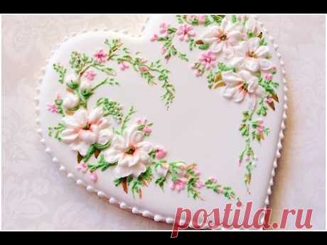 How to pipe Royal icing flowers.My little bakery. - YouTube