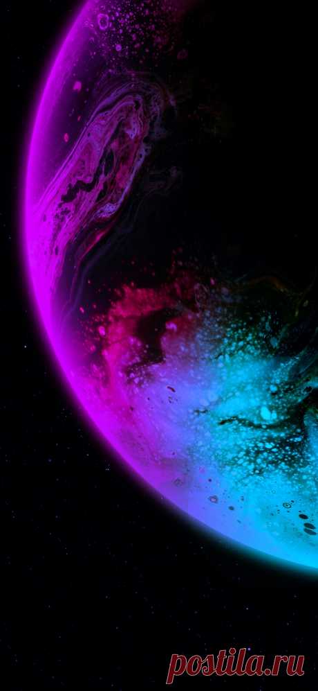 Планета в космосе в фиолетовых тонах - wallpaperio.net