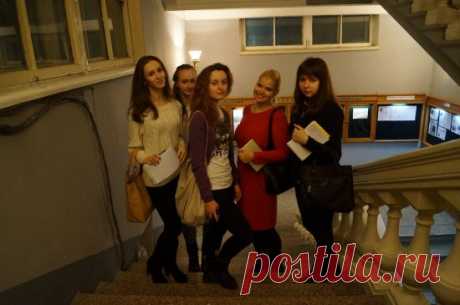 Члены Молодежной палаты Ярославского района пришли на экскурсию в Новый театр — NashTeatr.com