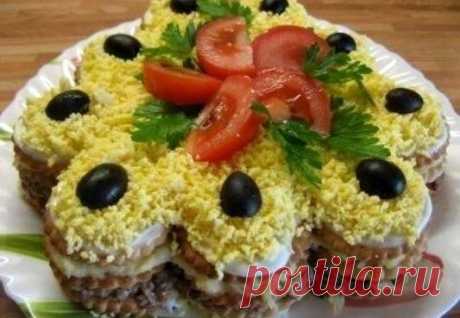 Салат - торт из крекеров | Банк кулинарных рецептов