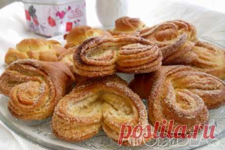 Дрожжевые булочки с сахаром - рецепт приготовления с фото