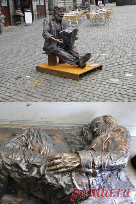 Бронзовые скульптуры бездомных (10 фото)