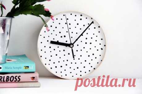 DIY Dotted Wall Clock | Design*Sponge