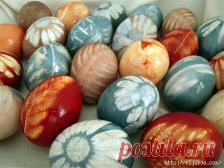 Используем природные натуральные красители для пасхальных яиц