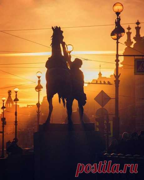 St Petersburg. Photo by M Zemfirov   |  Pinterest