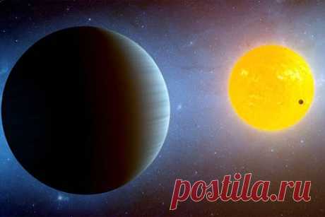 Обнаружена планета с лавовым полушарием. Астрономы обнаружили новую планету в системе HD 63433, которая находится в состоянии приливного захвата и имеет полушарие, полностью покрытое лавой. Из-за близости к родительской звезде температура на ее дневной стороне достигает экстремальных значений — 1257 градусов Цельсия.