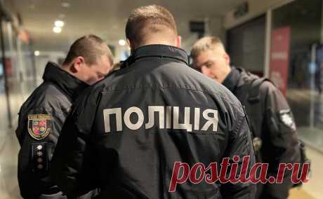 Полиция Винницы предотвратила драку между подростками из «ЧВК «Рёдан». В Виннице правоохранительные органы предотвратили драку подростков.