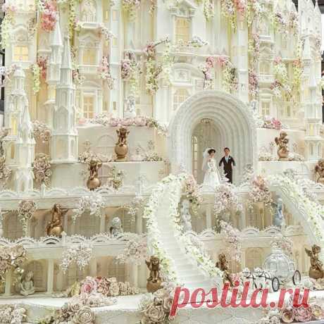 Самые красивые и дорогие свадебные торты в мире