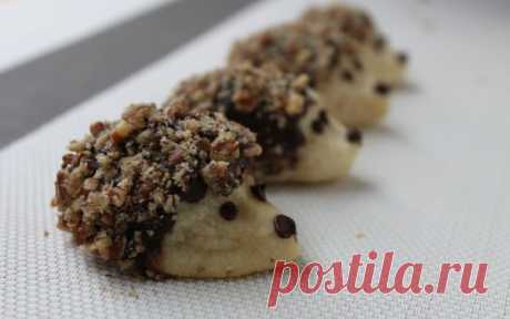 Песочное печенье с шоколадом и орехами. Веселые ежики | Вкусный рецепт