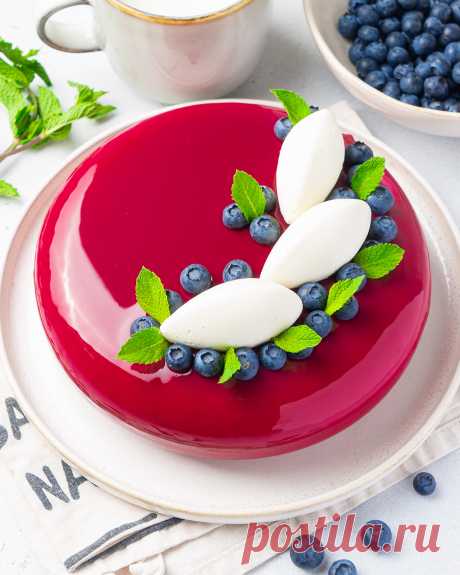 Современные десерты: муссовый торт «Сезонные ягоды» | Andy Chef (Энди Шеф) — блог о еде и путешествиях, пошаговые рецепты, интернет-магазин для кондитеров |