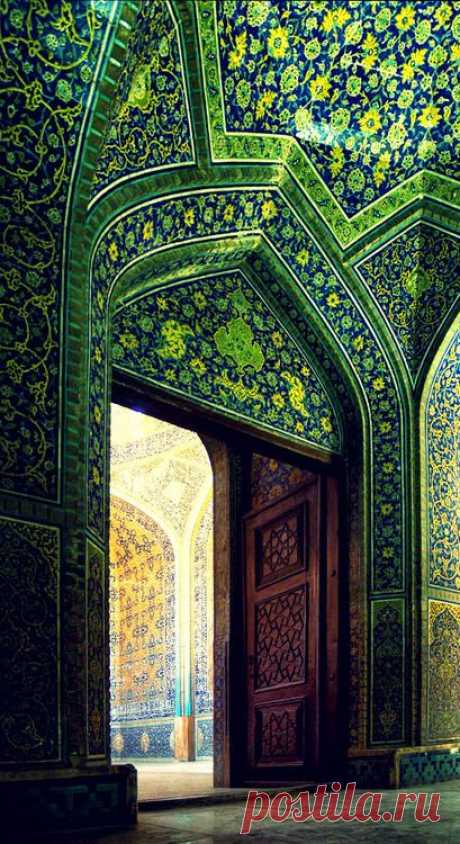 Sheikh Lotfollah Mosque, Safavid Iran.  |   Pinterest • Всемирный каталог идей