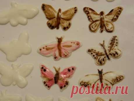 Как сделать  сахарное украшение: бабочки из айсинга / How to make sugar butterflies from icing