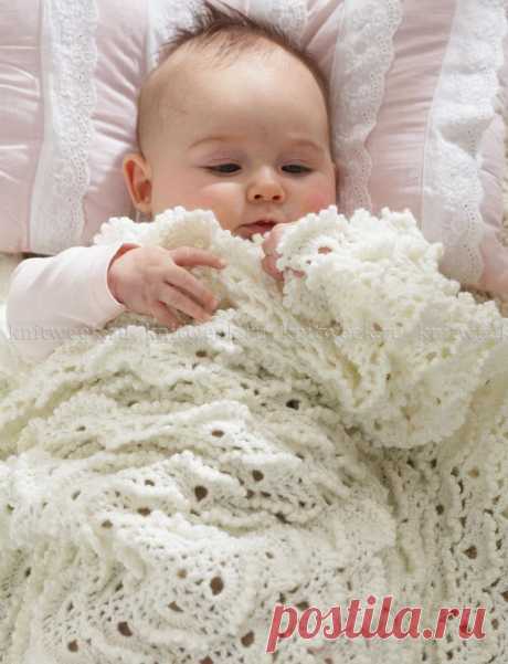 Вяжем крючком для малышей: Детское одеяло безе и Комплект трио для новорожденного