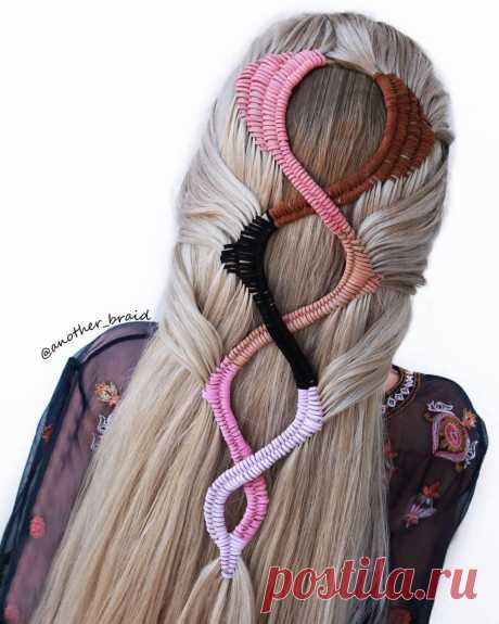 Девушка из Македонии создаёт удивительные косы на голове