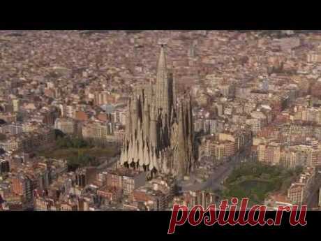 3 - D визуализация собора Саграда в Барселоне