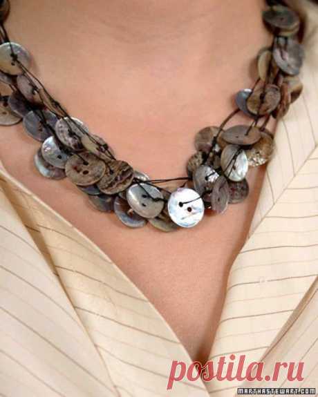 Button Necklace