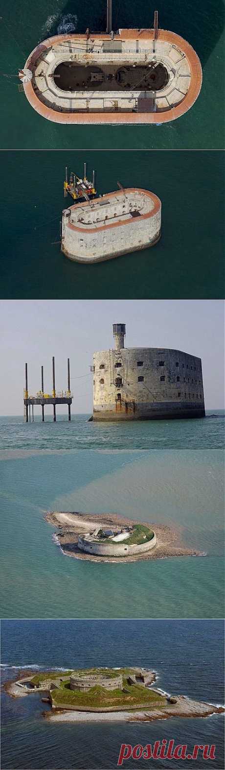 (+1) тема - 7 Потрясающих крепостей на побережье Франции | Занимательный журнал