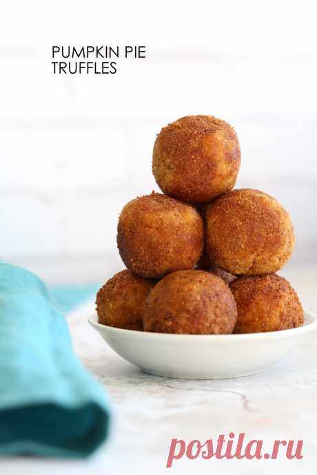 Vegan Pumpkin Pie Truffles - Vegan Richa Vegan Pumpkin Pie Truffles or No Bake Pumpkin Donut Holes. 7 Ingredient No oil, No Refined Sugar. Vegan Glutenfree Soyfree Recipe These fudgy bites are perfect for fall.