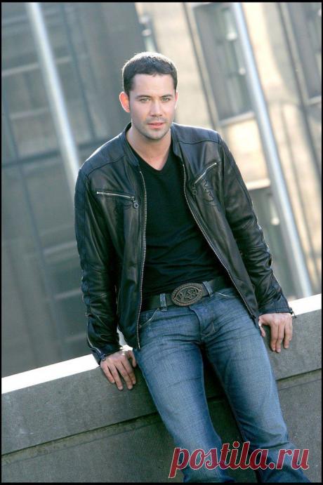 Эмманюэль Муар