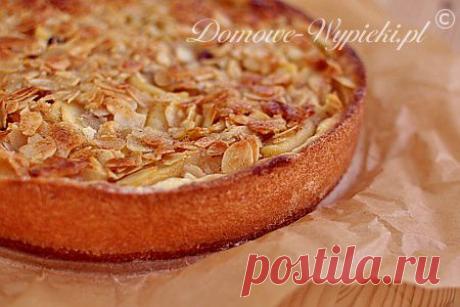 Яблочный пирог с миндалем в карамели - Рецепт