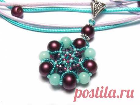 Плетем из бисера и бусин кулон «Дикий виноград» - Ярмарка Мастеров - ручная работа, handmade