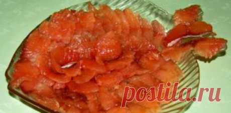 Соленая красная рыба, чтобы посолить красную рыбу по этому, очень простому рецепту, нам понадобится: Рыба красная (лосось, горбуша, кета, голец и т.д..) 1 к