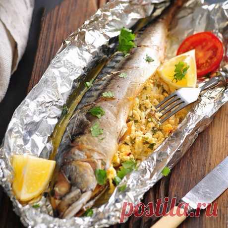 Фаршированная скумбрия, запеченная в фольге