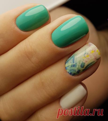 Сочетание цветов в зеленом маникюре: 100 фото красивых решений дизайна