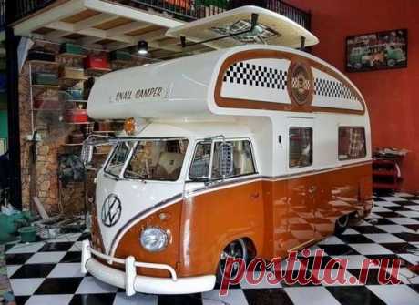 Volkswagen T1 — кемпер из Индонезии от «Yumos Garage» (21 фото) . Тут забавно !!!