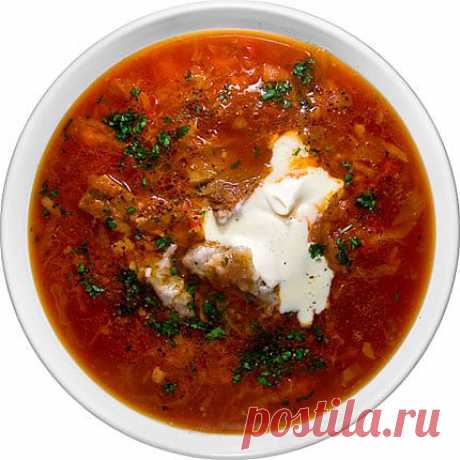 Свеклу нарежем соломкой, добавим соль, уксус, жир, сахар и протушим с добавлением количества бульона до готовности. Морковь, лук, петрушку нарежем соломкой и спассеруем с жиром.