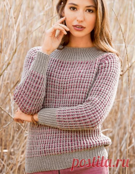 Свитер реглан спицами трехцветной резинкой - Cтильное вязание Вязаный свитер спицами покроя реглан с трехцветным рельефным узором