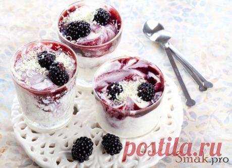 Сливочный десерт с белым шоколадом и ежевикой рецепт с фото
