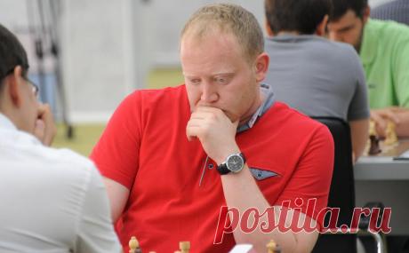 В Chess.com объяснили отстранение российского гроссмейстера. В ведущей шахматной онлайн-платформе сообщили, что запрет на участие Дениса Хисматуллина в призовых турнирах соответствует правилам сайта в отношении игроков, поддерживающих военные действия на Украине