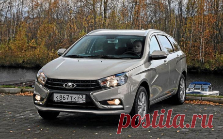 Базовая Lada Vesta SW или нафаршированный Largus — что выбрать? Если Ларгус не нужен вам для коммерческих перевозок или вы не возите по шесть человек ежедневно, то выбор кажется довольно очевидным.По большому счету у Весты SW сейчас нет прямых конкурентов на рынке...