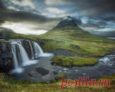 Скачать обои kirkjufell, исландия, гора, вулкан, водопад, раздел пейзажи в разрешении 1280x1024