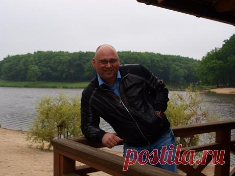 ПО которое работает за тебя!
Это новейшее создание от автора Фетисова Алексея, он программист создавший программу.