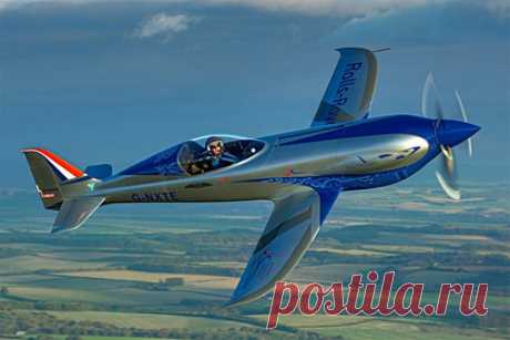 Назван самый быстрый электрический транспорт в мире. Представители компании Rolls-Royce заявили, что после недавних летных испытаний их самолет Spirit of Innovation («Дух инноваций») можно называть самым быстрым электротранспортом в мире. Самолет удалось разогнать до скорости 623 километра в час. Также сообщается, что самолет установил еще два мировых рекорда.