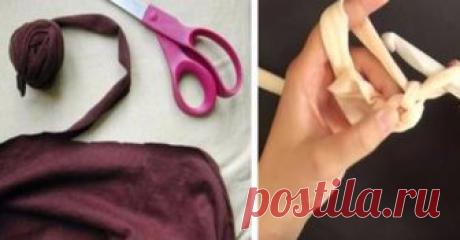 Научитесь создавать великолепные вязаные коврики из старых рубашек! Когда большинство людей думают о вязании крючком, вряд ли им на ум могут прийти старые футболки...