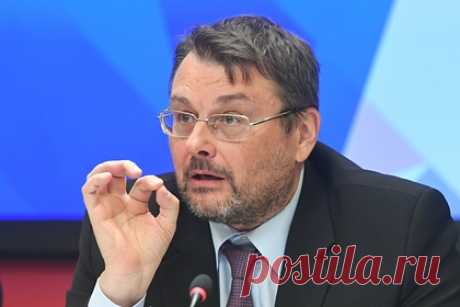 Депутат Госдумы попросил проверить Visa и Mastercard из-за Wildberries. Депутат Госдумы Евгений Федоров попросил Федеральную антимонопольную службу (ФАС) проверить платежные системы Visa и Mastercard на нарушение антимонопольного законодательства из-за их спора с онлайн-магазином Wildberries. Депутат обвинил иностранные платежные системы в злоупотреблении своим доминирующим положением.