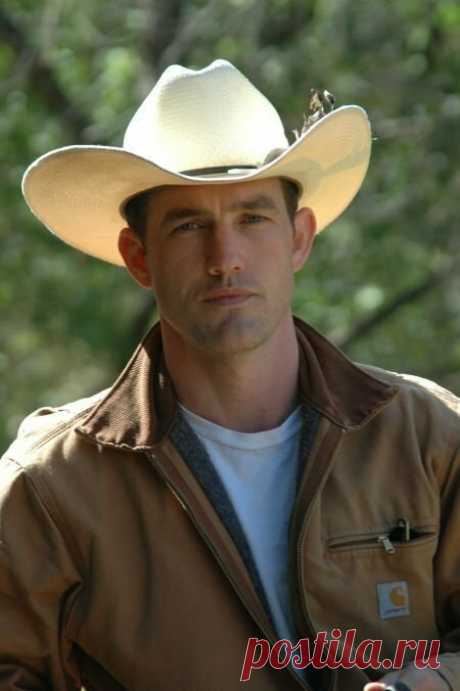 Мори Стерлинг